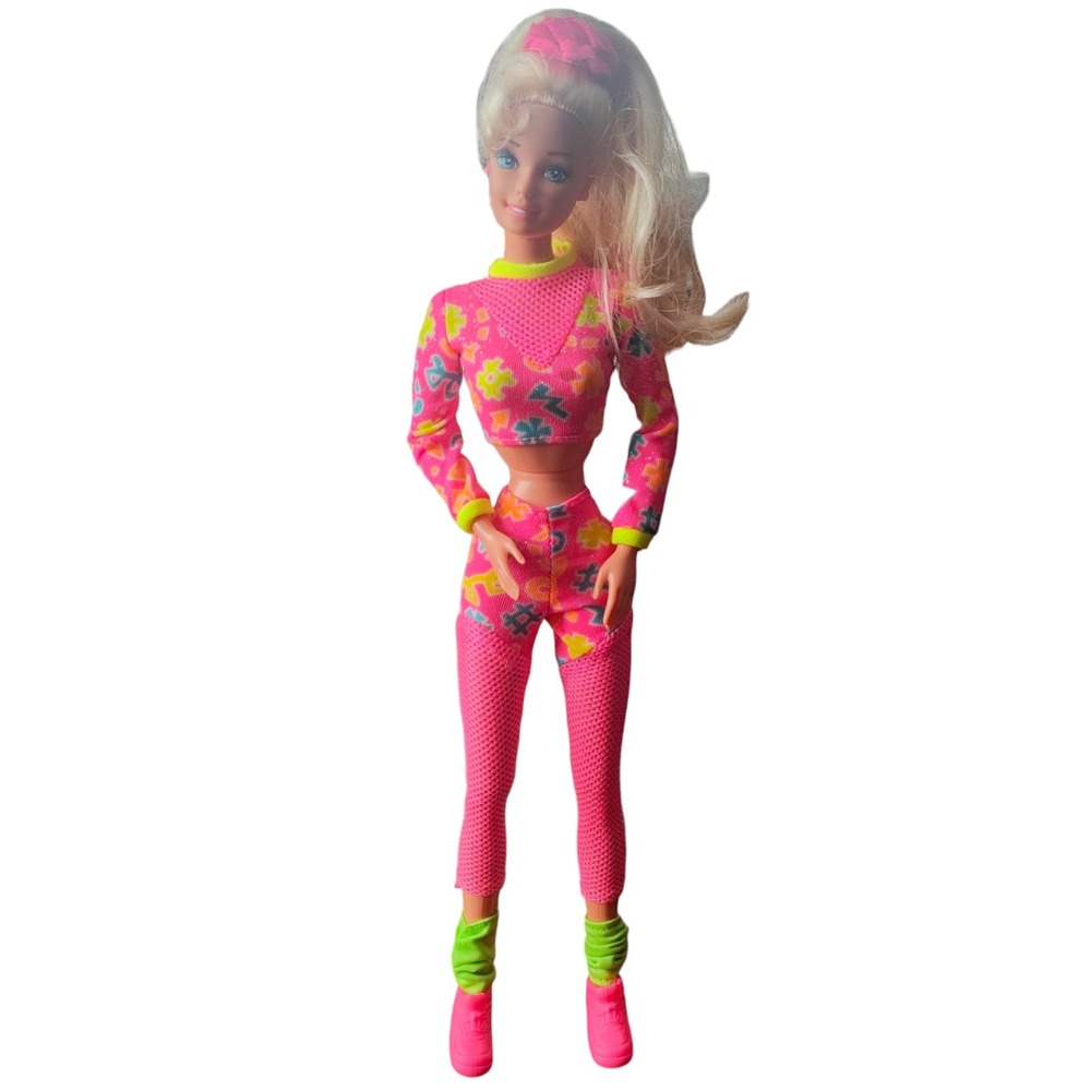 Vintage 1993 Working out barbie with accessories
